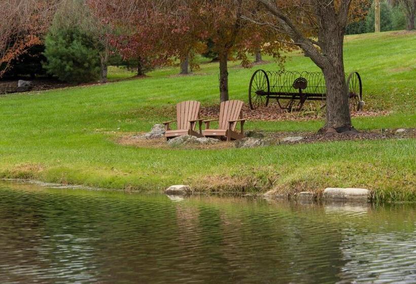 ベッドアンドブレックファースト Steeles Tavern Manor