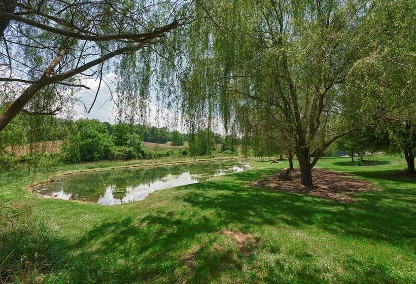 ベッドアンドブレックファースト Steeles Tavern Manor