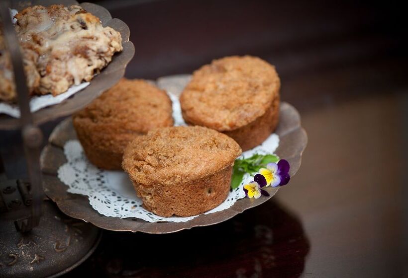 ベッドアンドブレックファースト Steeles Tavern Manor