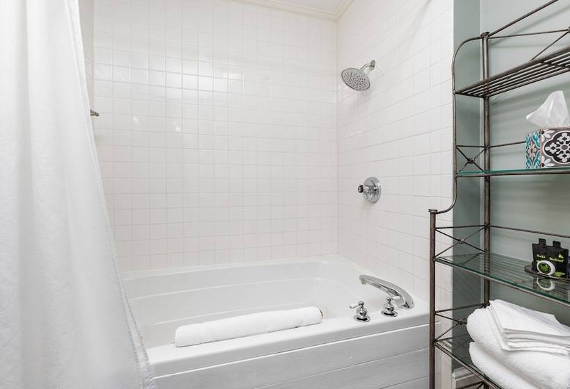 ベッドアンドブレックファースト Steeles Tavern Manor