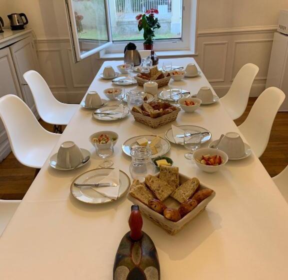 Bed and Breakfast Un Nid En Camargue