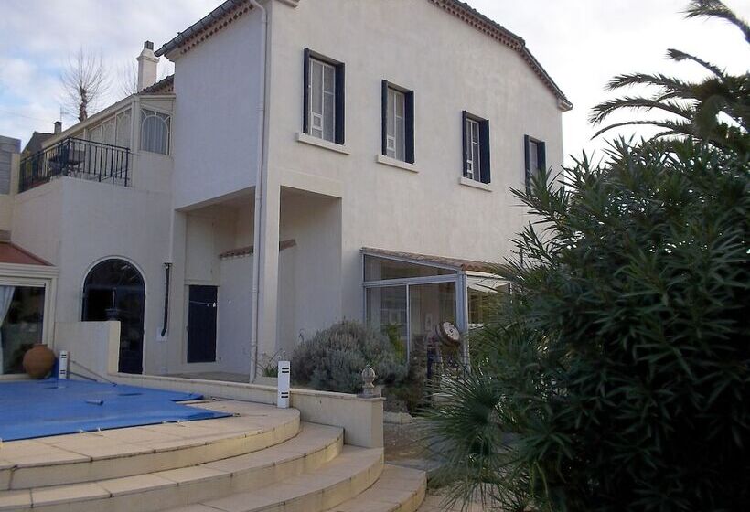 مبيت وإفطار Villa Angel  Spa