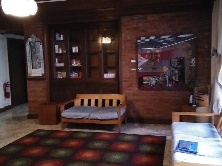 Dejavu Bed And Breakfast