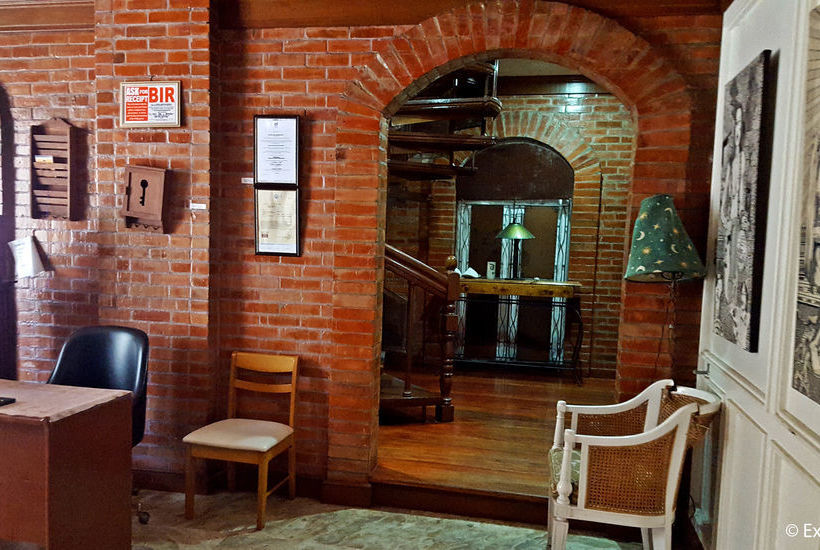 Dejavu Bed And Breakfast