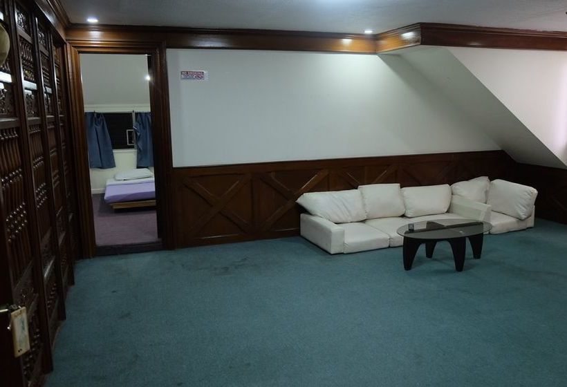 Dejavu Bed And Breakfast