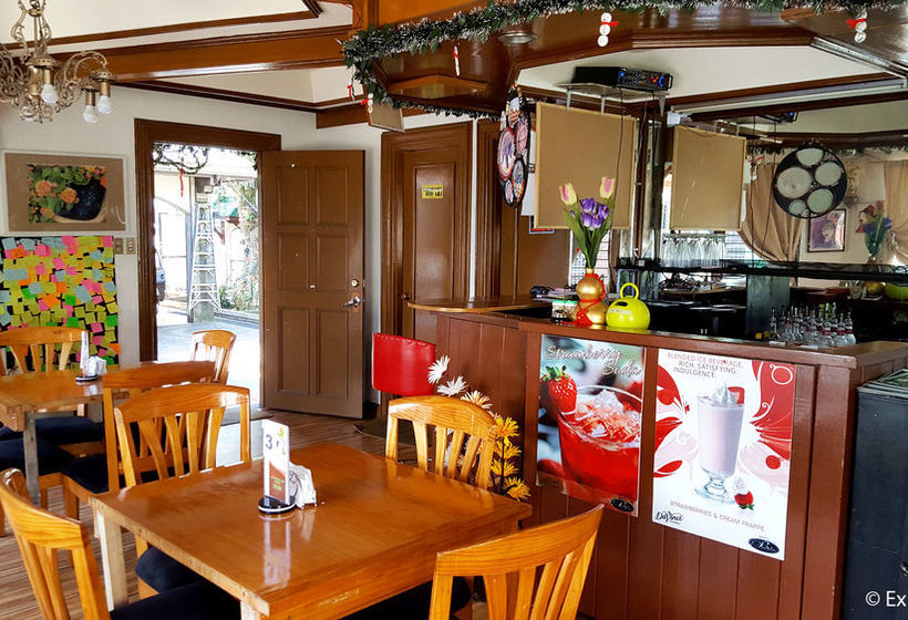 Dejavu Bed And Breakfast