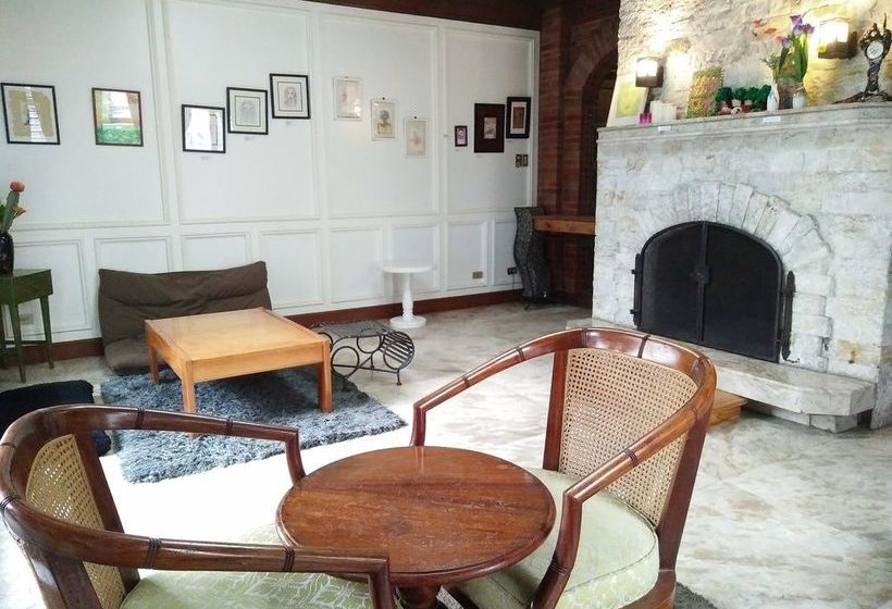 Dejavu Bed And Breakfast