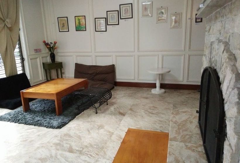Dejavu Bed And Breakfast