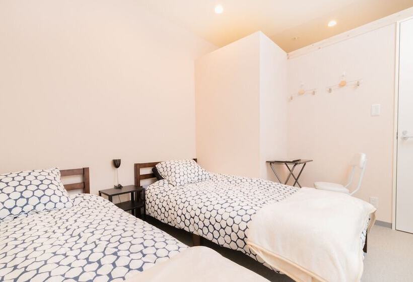 Hostal Reposo Hikifune Lodge Hostel