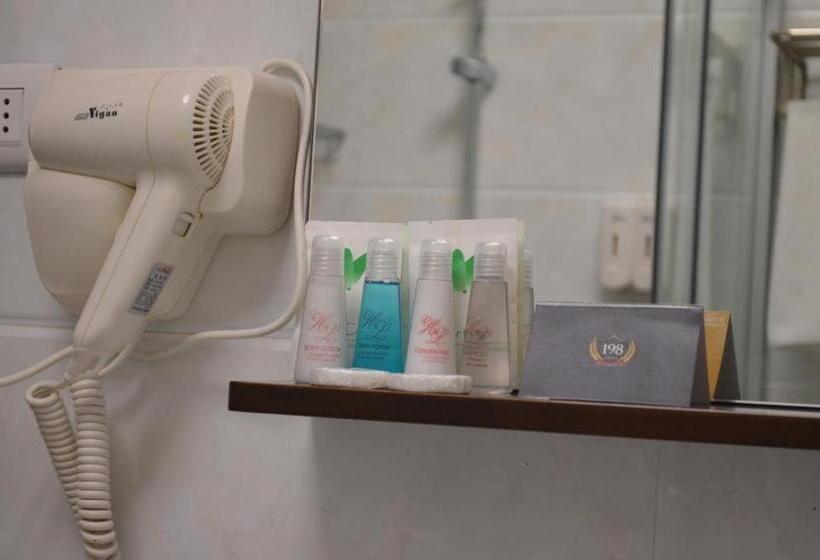 בית מלון כפרי 198