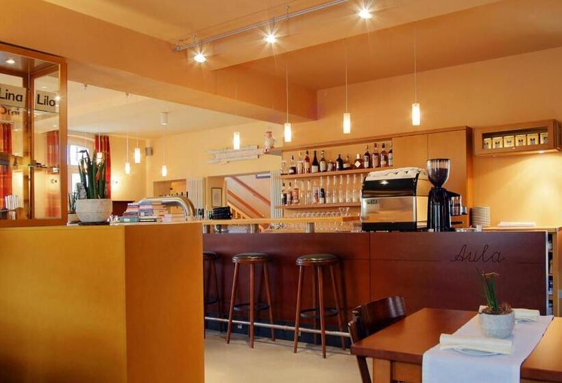 Отель Alte Schule Reichenwalde