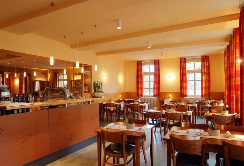 Отель Alte Schule Reichenwalde