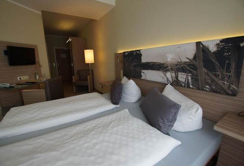 Отель Am Untersee