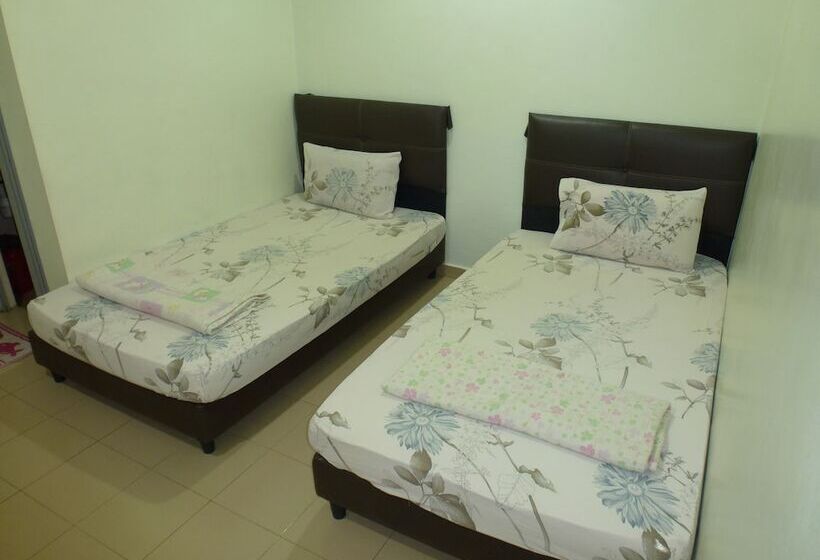 酒店 Batu Berendam Inn