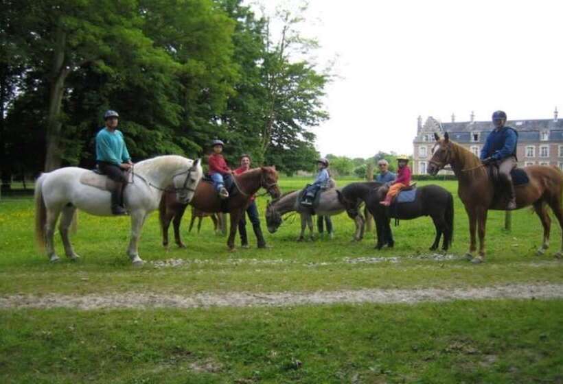 فندق Château De Behen