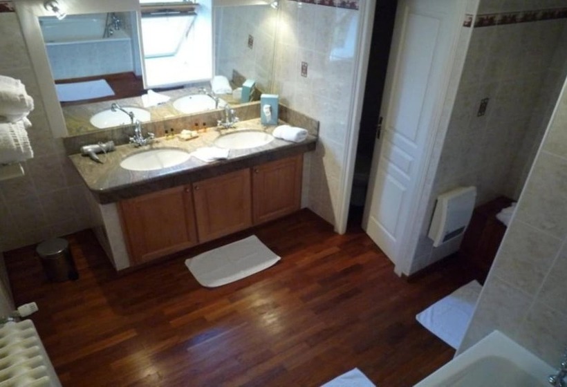 فندق Château De Behen