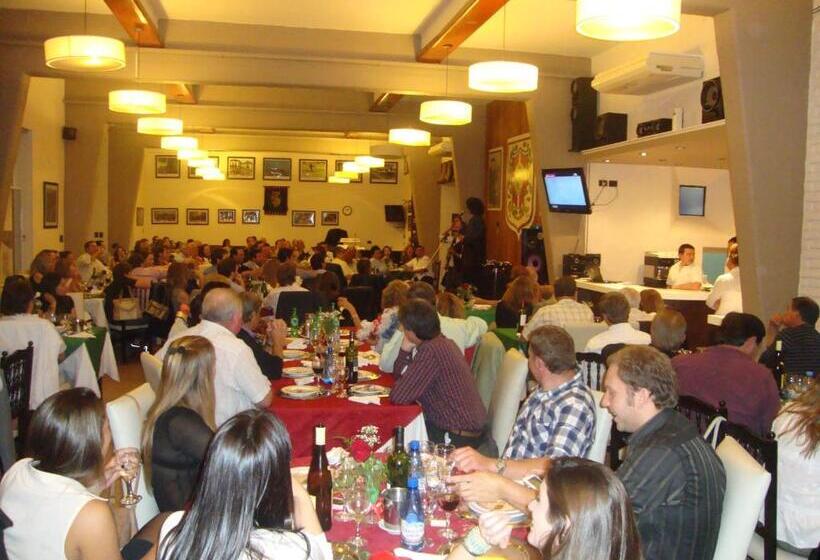 Отель Euzko Alkartasuna