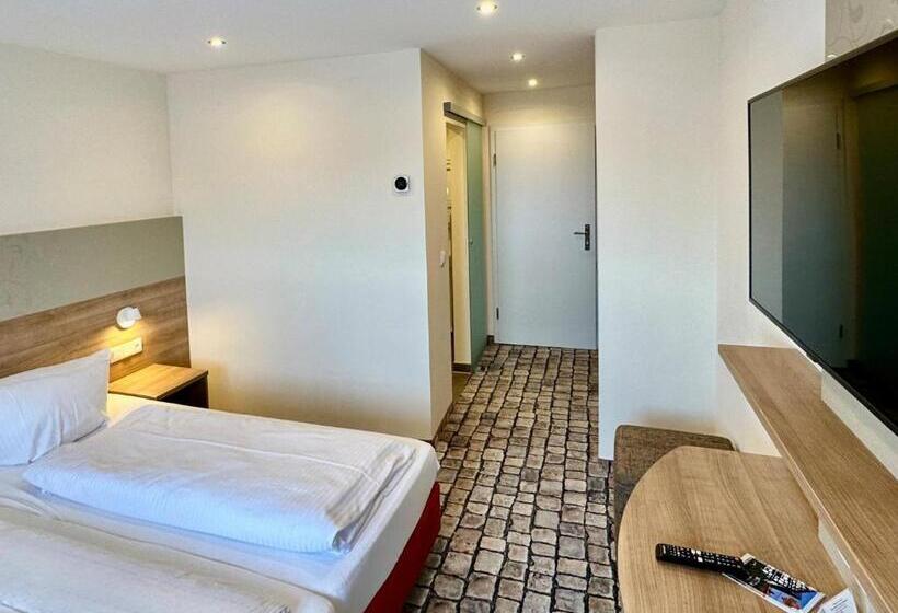 Отель Gasthof Krancher