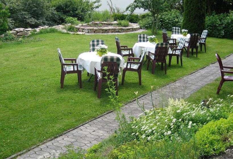 ホテル Gasthof Zuck