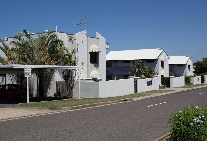 هتل Gladstone Capricorn Apartments