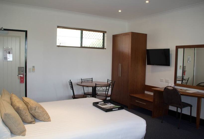 هتل Gladstone Capricorn Apartments