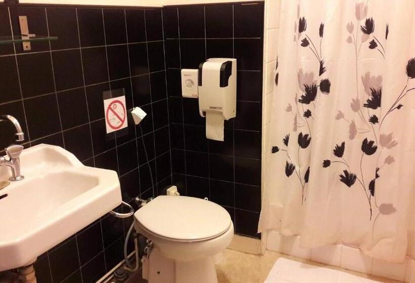 Отель Hôtel Ecu De France