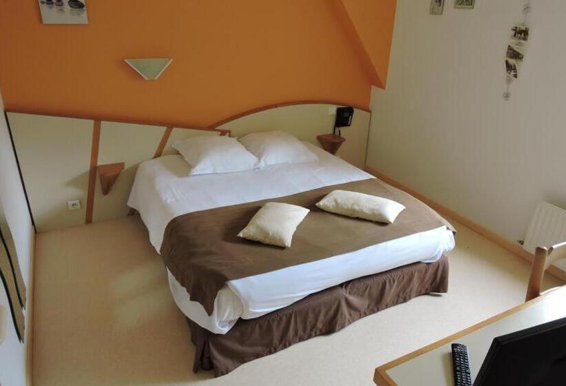 Hotel Hôtel Les Vignes Rouges