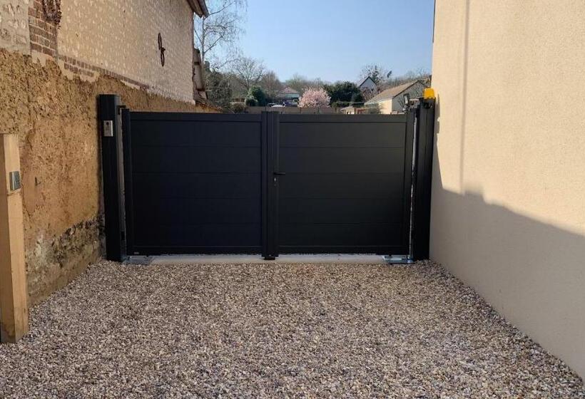 호텔 L Hostellerie D Acquigny