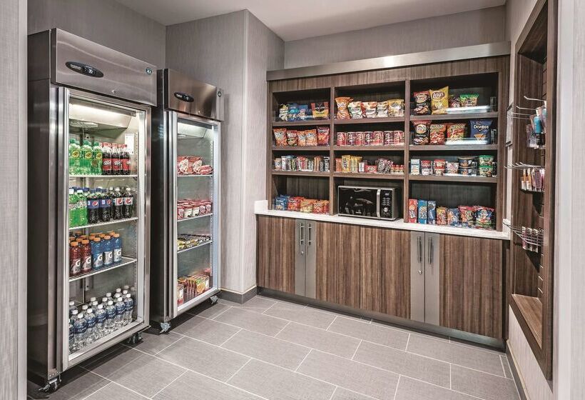 Отель La Quinta By Wyndham Dallas Grand Prairie North