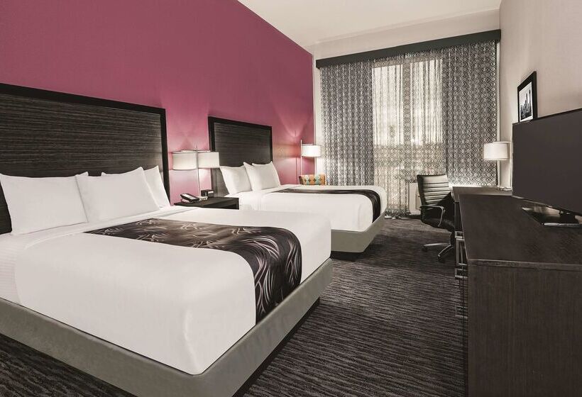 בית מלון כפרי La Quinta By Wyndham Dallas Grand Prairie North