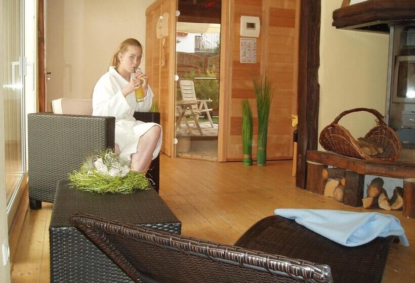 Land Gut Hotel Burgblick