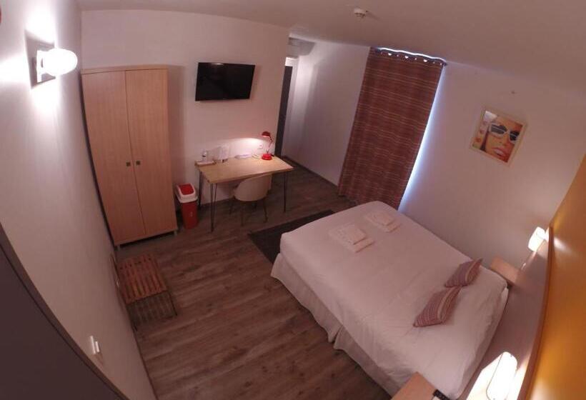 בית מלון כפרי Logis Hôtel & Restaurant Le Cadet De Gascogne