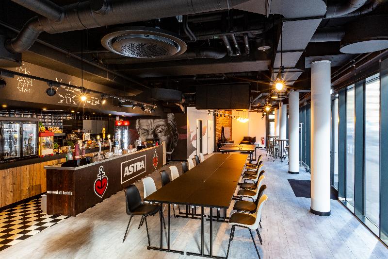 Me And All Hotel Dusseldorf, By Hyatt