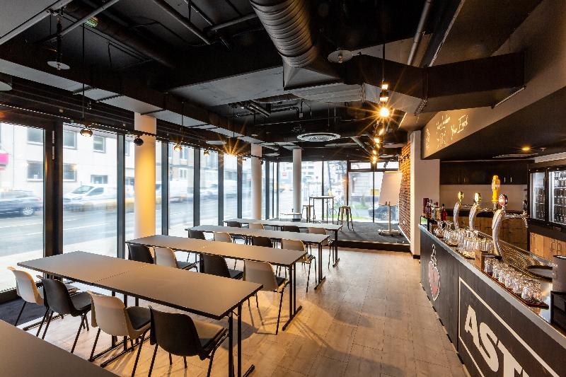 Me And All Hotel Dusseldorf, By Hyatt