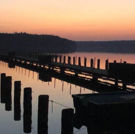 호텔 Pension Stechlinsee