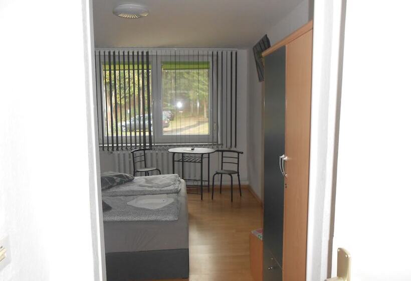 호텔 Pension Stechlinsee