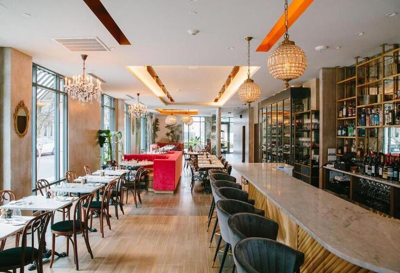 בית מלון כפרי Porter Square