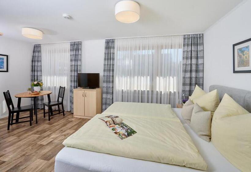 Отель Restaurant Zum Goldenen Anker Mit Hallenbad & Wellnessbereich