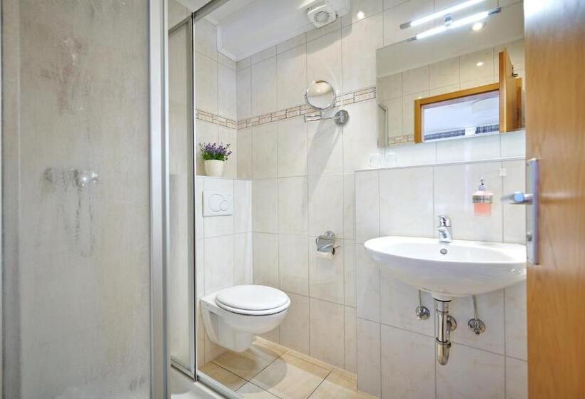 Отель Restaurant Zum Goldenen Anker Mit Hallenbad & Wellnessbereich