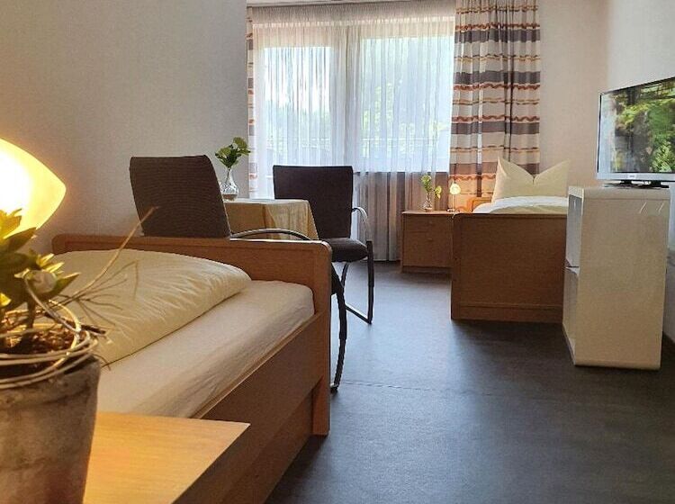 Отель Restaurant Zum Goldenen Anker Mit Hallenbad & Wellnessbereich