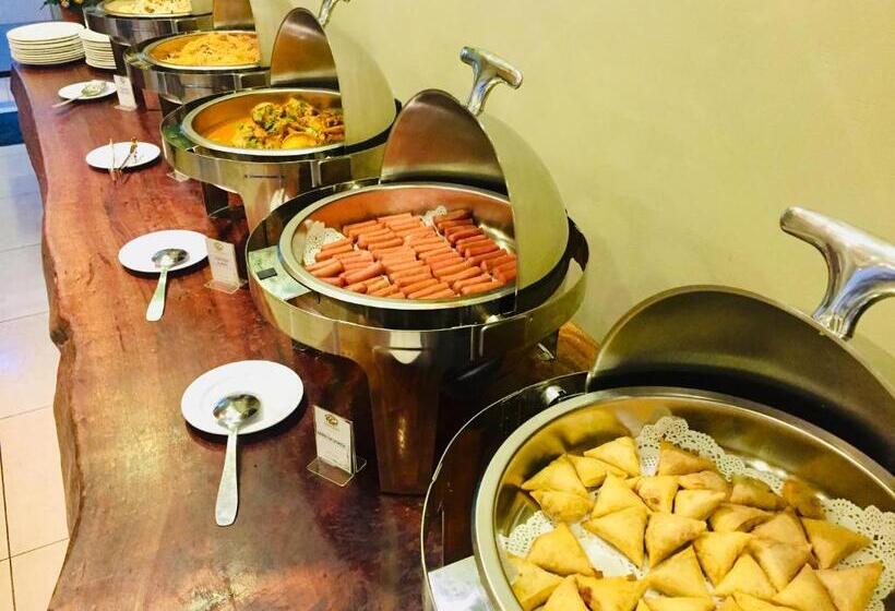 בית מלון כפרי Sem9 Senai Formerly Known As Perth