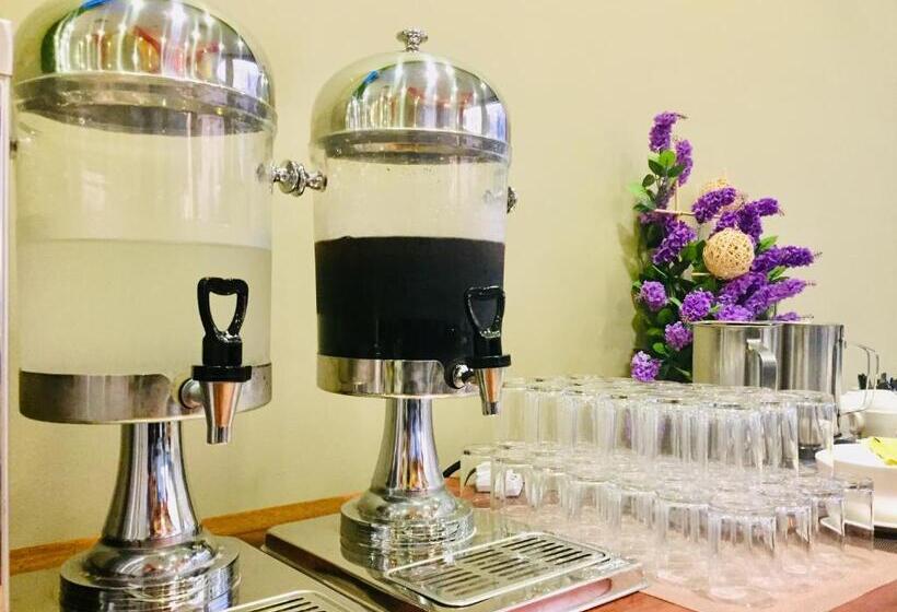 בית מלון כפרי Sem9 Senai Formerly Known As Perth