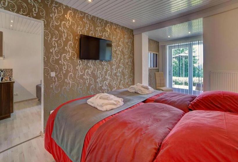 酒店 Suit  & Frühstück Zum Latschen   Adults Only