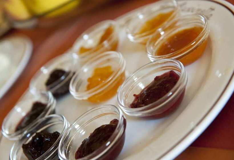 בית מלון כפרי Tenuta La Cascinetta