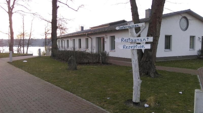 ホテル Villameehr