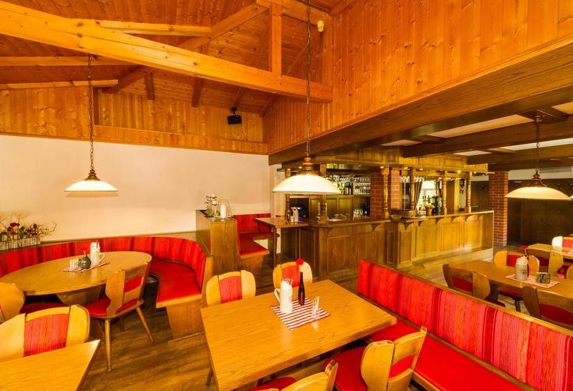 ホテル Stiefelburg Der Berghof