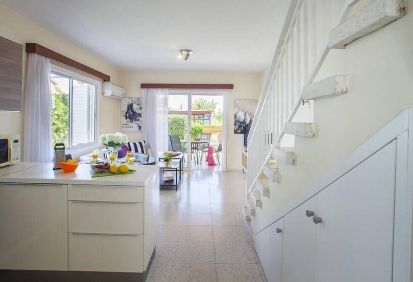 Villa Marina 43 Kiti Beach