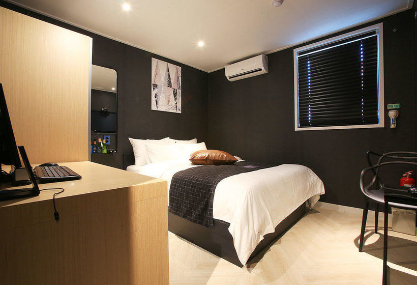 Hotel Indeokwon Chess