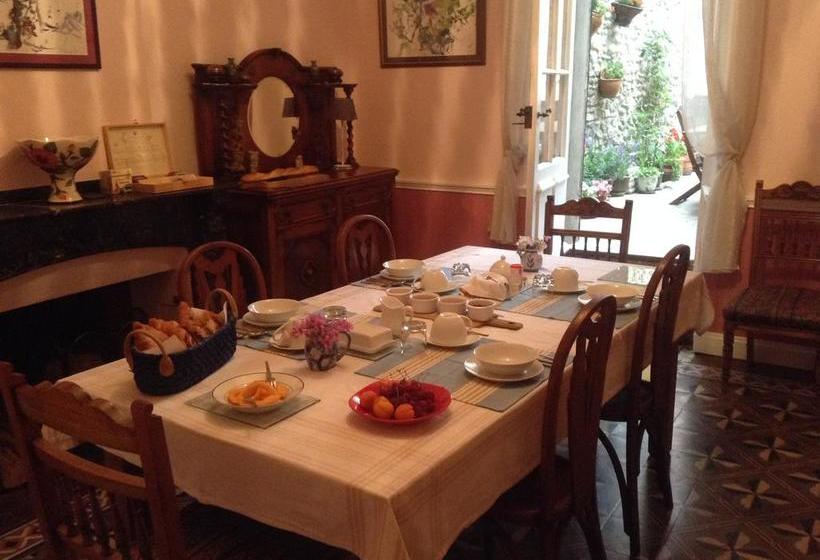 La Maison De La Riviere B&b