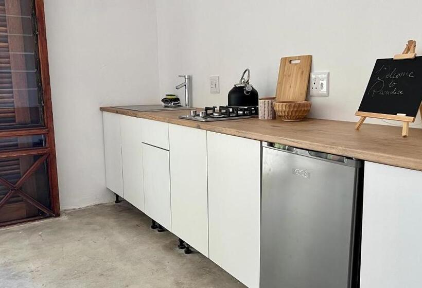 Loerieroep Estate   Mountainview Selfcatering Accommodation Nelspruit